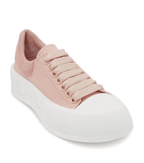 Alexander Mcqueen Deck Plimsoll Sneakers .